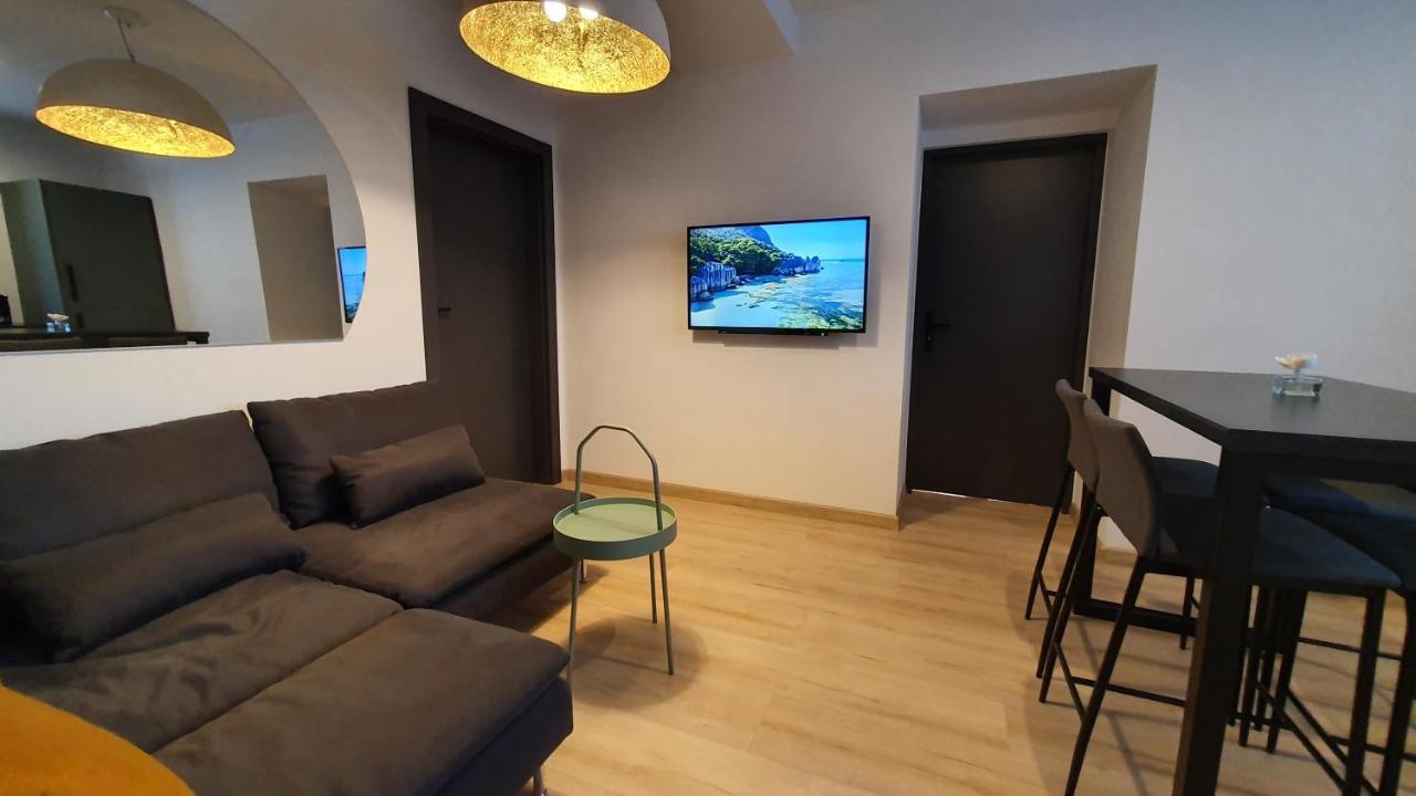 Apartament Ferrata *