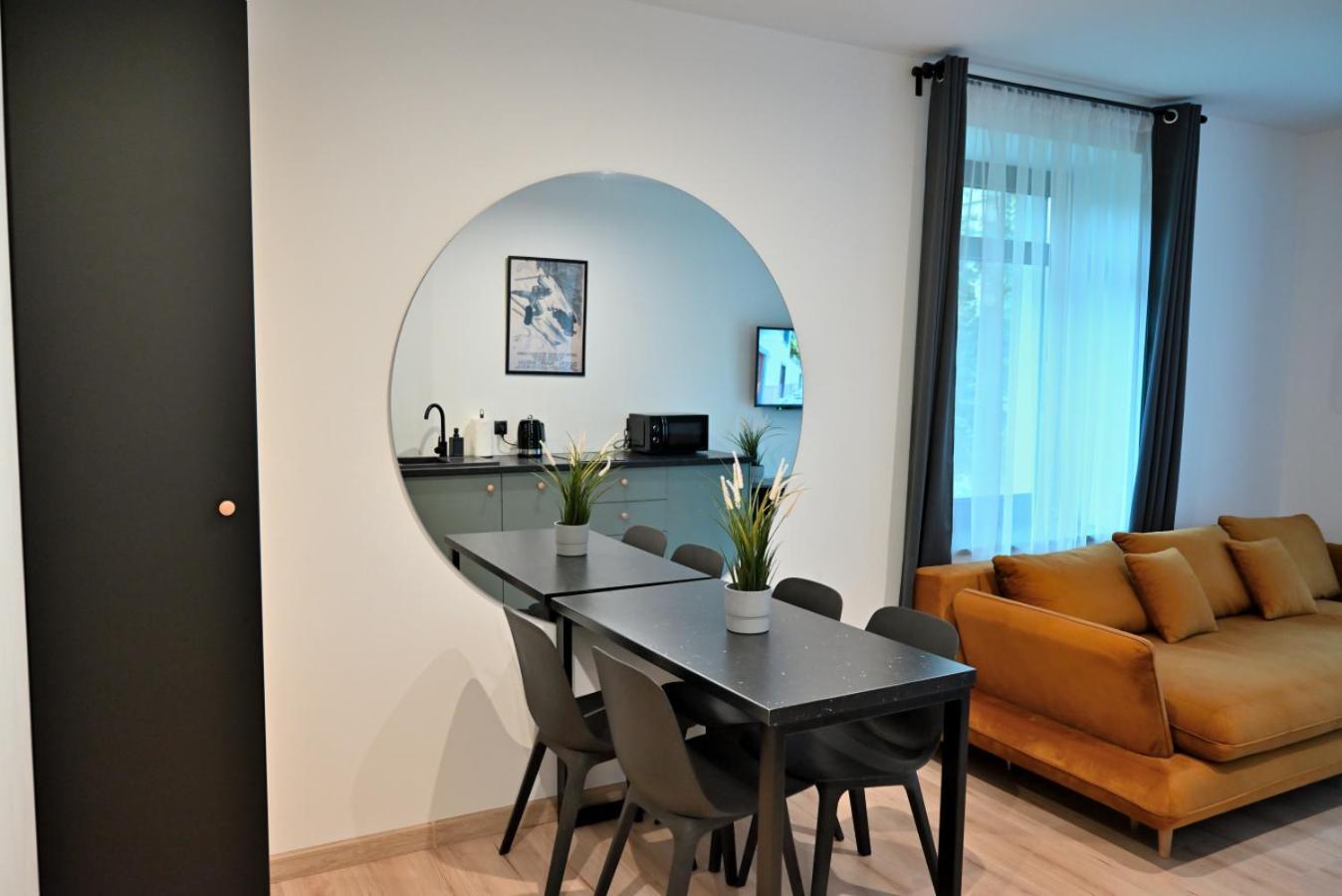 Apartament Ferrata *